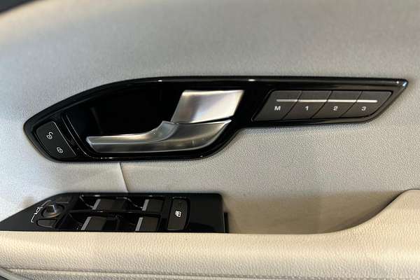 2018 Land Rover Range Rover Evoque TD4 110kW SE Dynamic L538