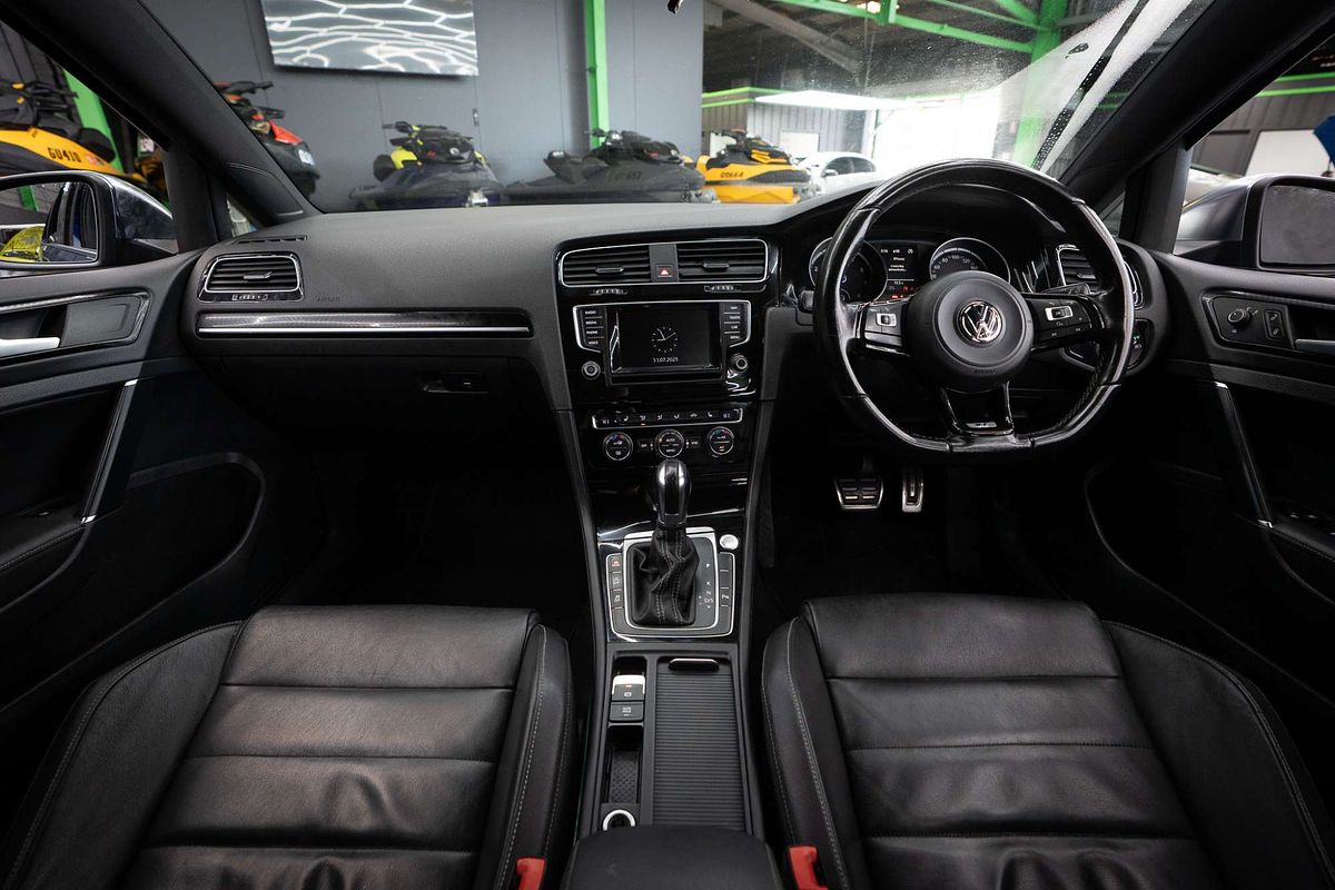 2015 Volkswagen Golf R 7