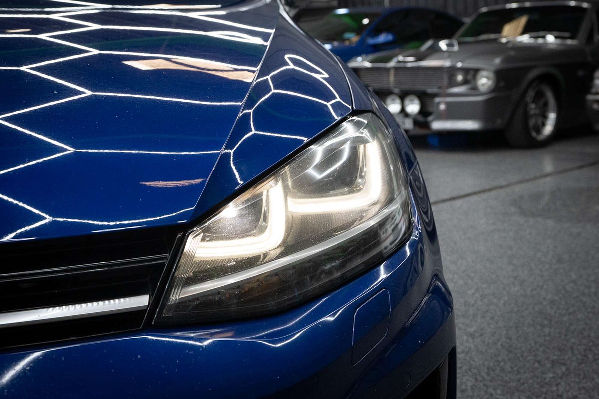 2015 Volkswagen Golf R 7