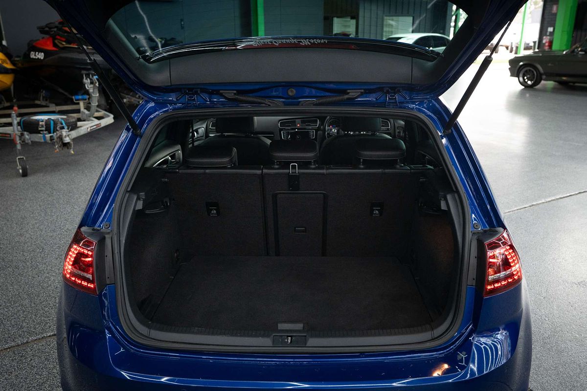 2015 Volkswagen Golf R 7