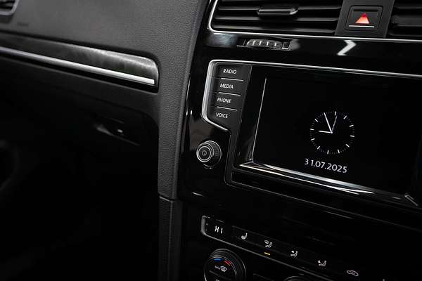 2015 Volkswagen Golf R 7