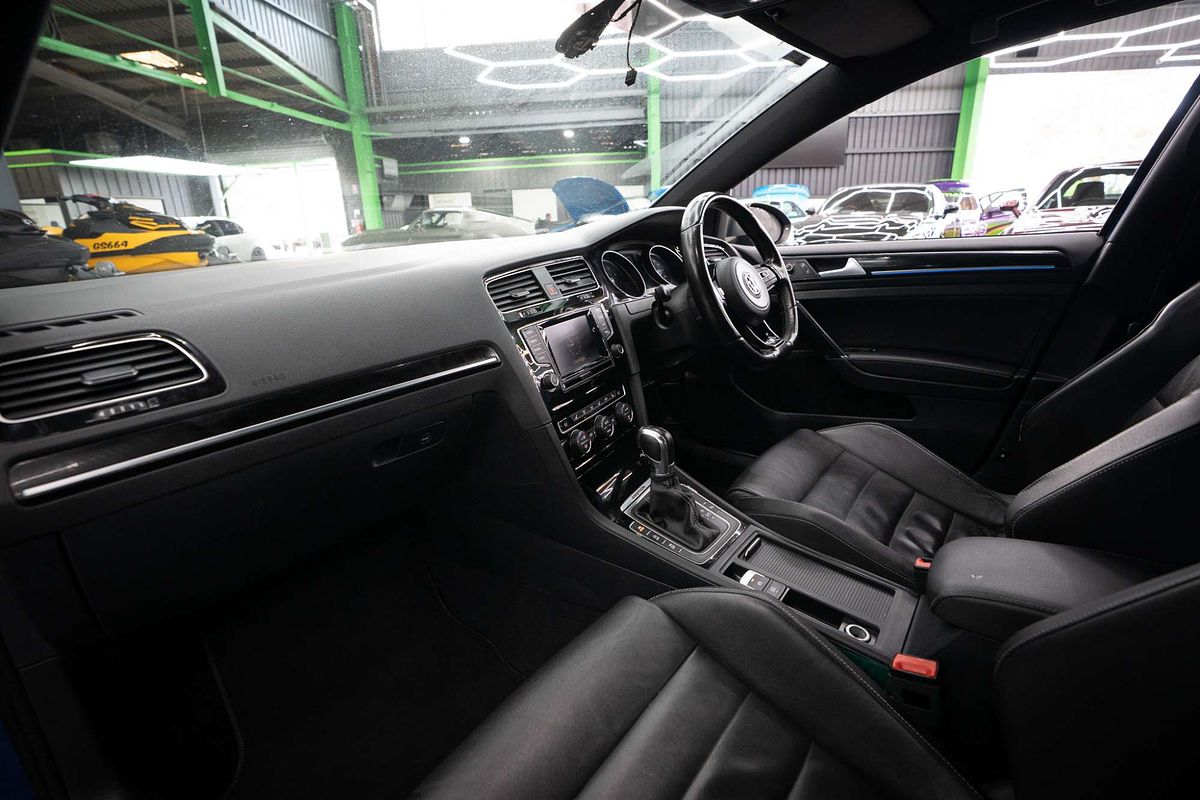 2015 Volkswagen Golf R 7