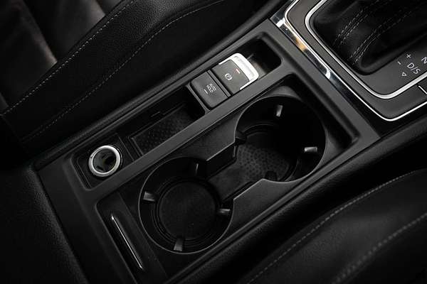 2015 Volkswagen Golf R 7
