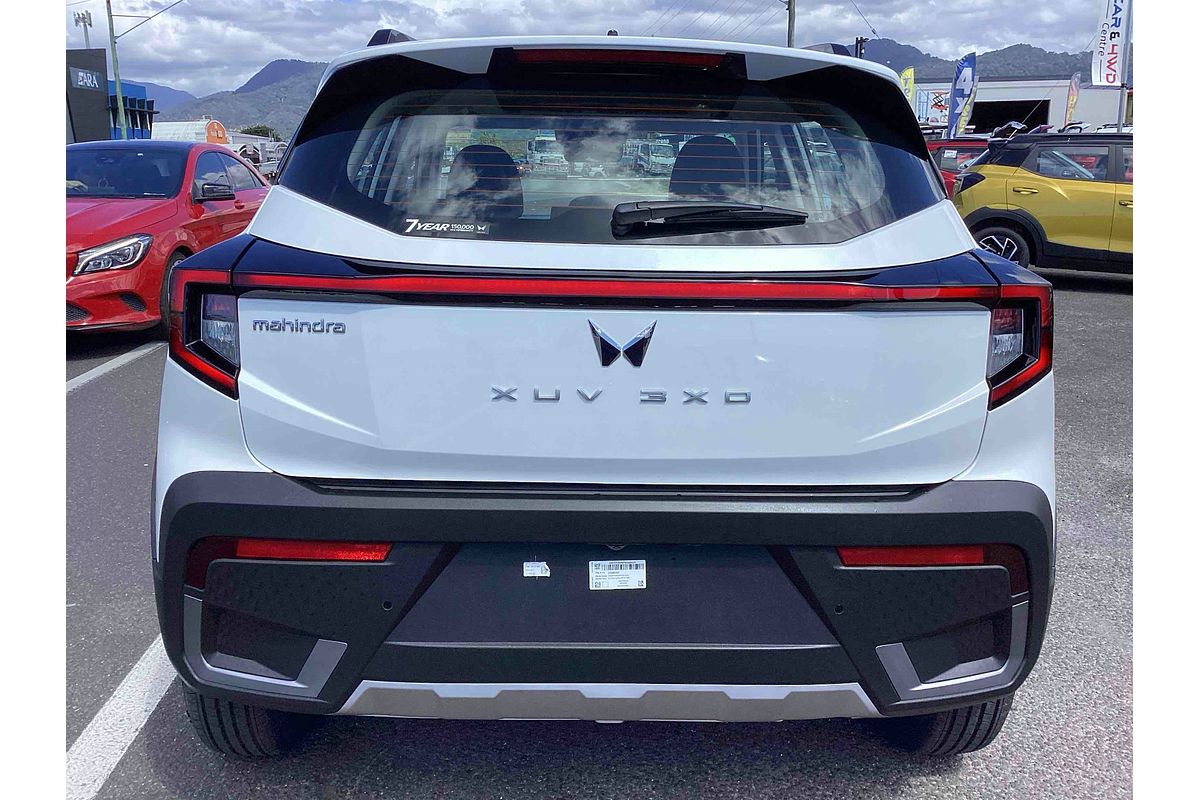 2025 Mahindra XUV3XO AX5L