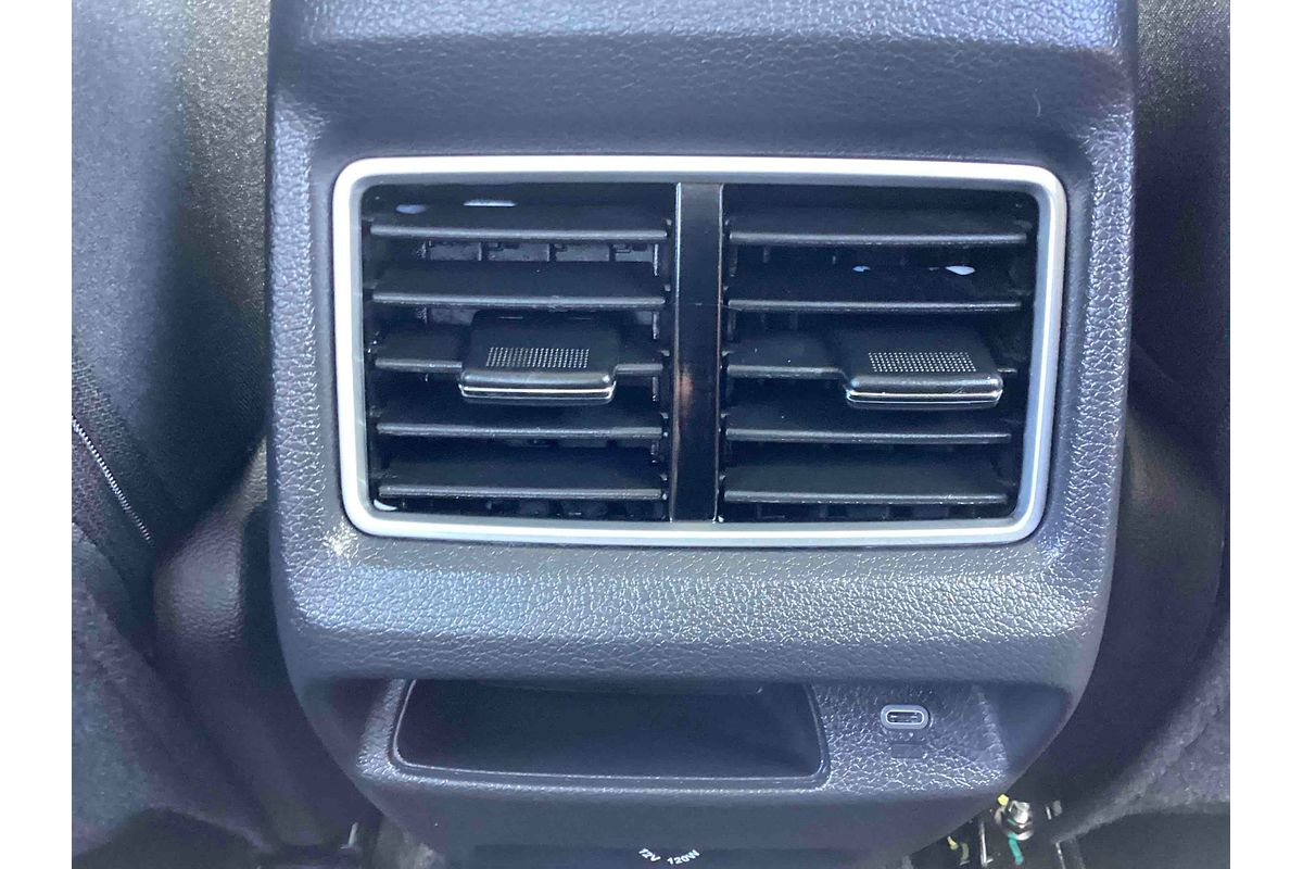 2025 Mahindra XUV3XO AX5L