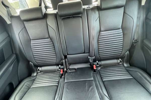 2020 Land Rover Discovery Sport D150 S L550