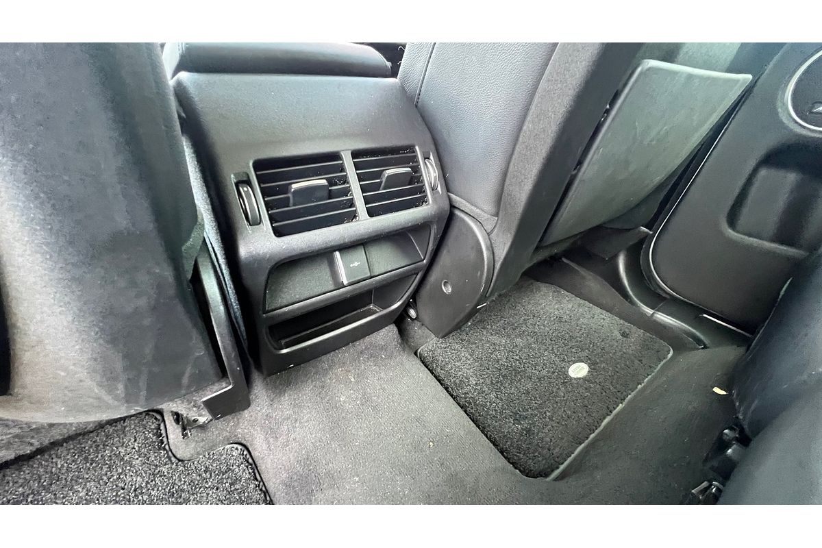 2020 Land Rover Discovery Sport D150 S L550