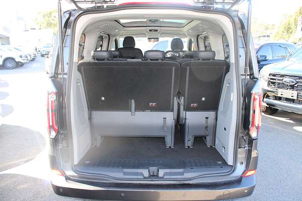 2025 Ford Tourneo Titanium X AV SWB