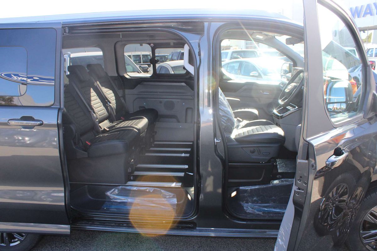2025 Ford Tourneo Titanium X AV SWB