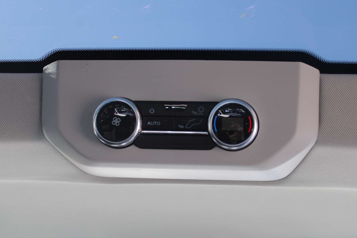 2025 Ford Tourneo Titanium X AV SWB