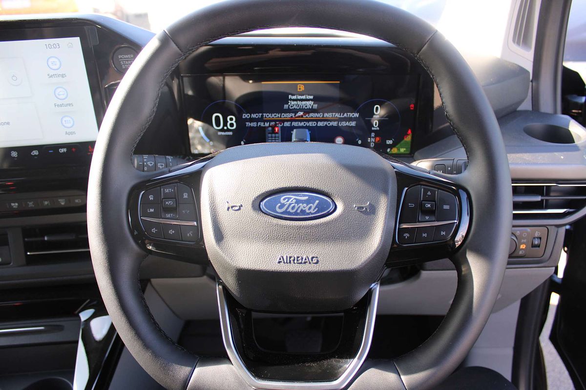 2025 Ford Tourneo Titanium X AV SWB