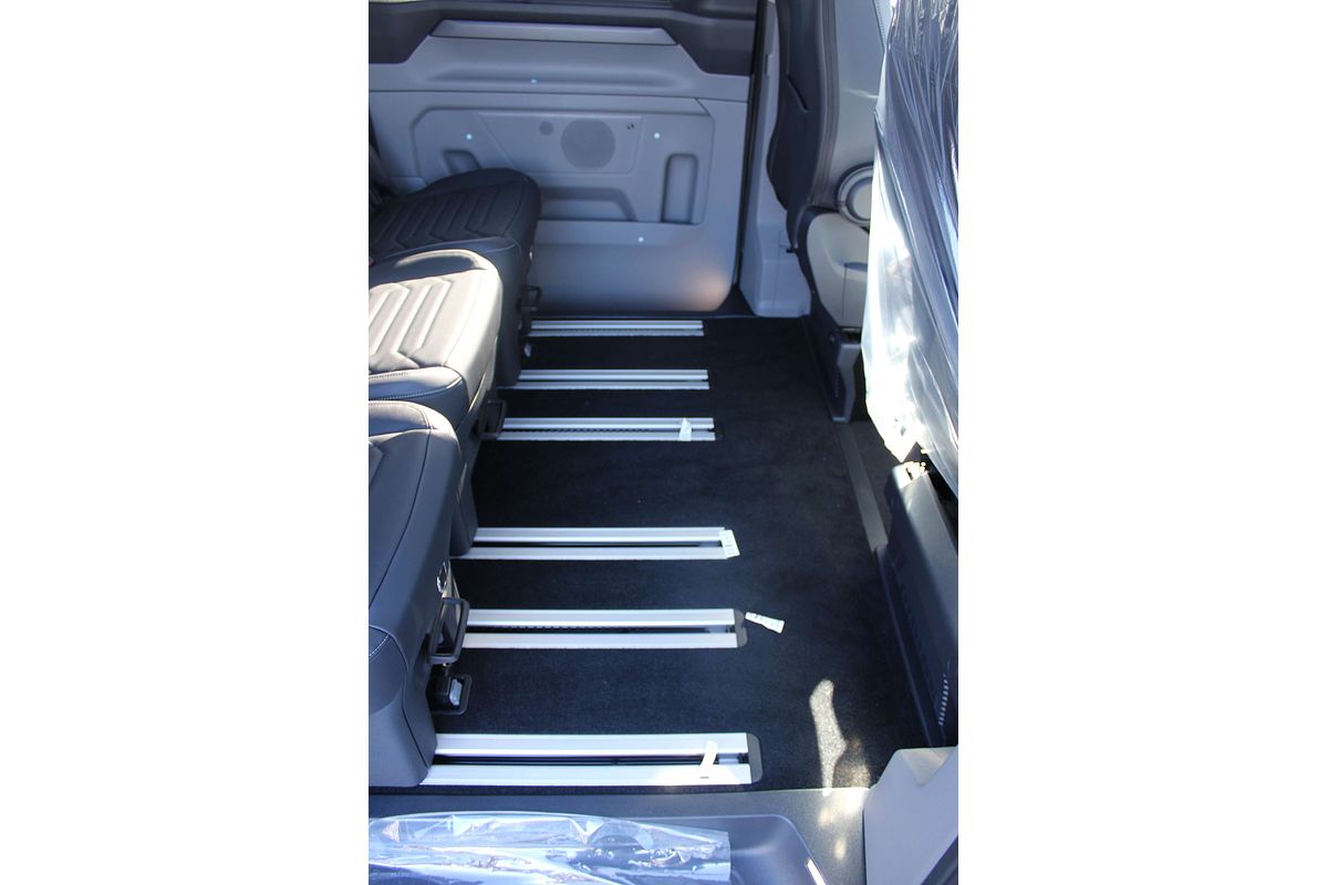 2025 Ford Tourneo Titanium X AV SWB