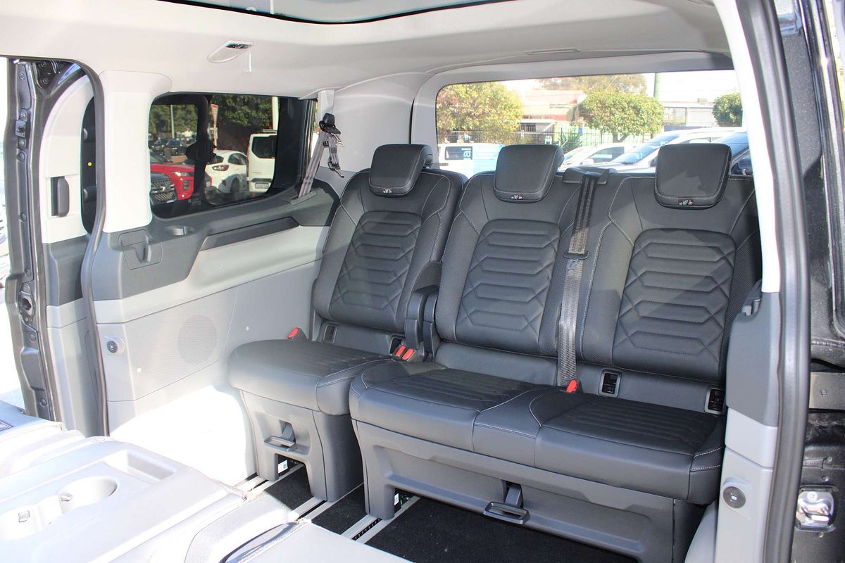 2025 Ford Tourneo Titanium X AV SWB