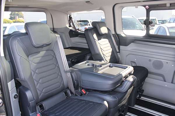 2025 Ford Tourneo Titanium X AV SWB
