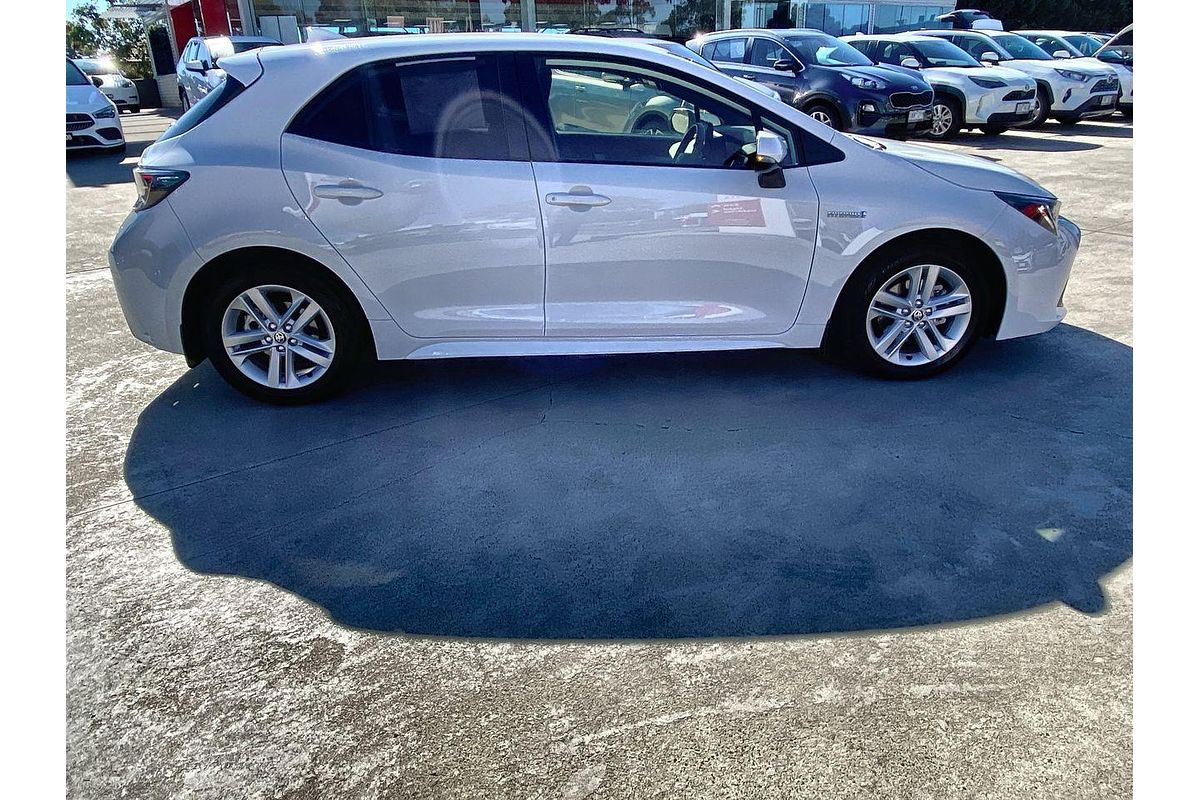 2022 Toyota Corolla Ascent Sport Hybrid ZWE211R