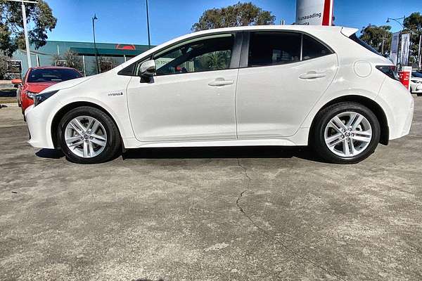 2022 Toyota Corolla Ascent Sport Hybrid ZWE211R