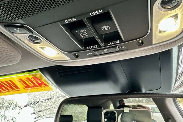2022 Honda CR-V VTi LX AWD RW