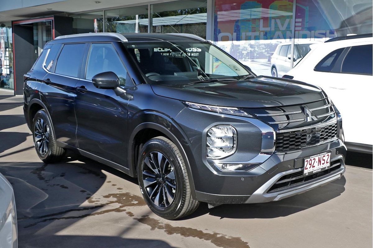 2025 Mitsubishi Outlander LS ZM