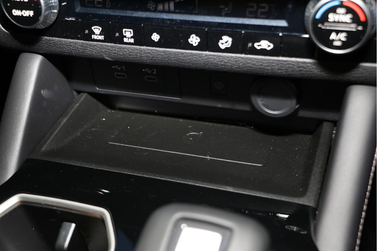 2025 Mitsubishi Outlander LS ZM
