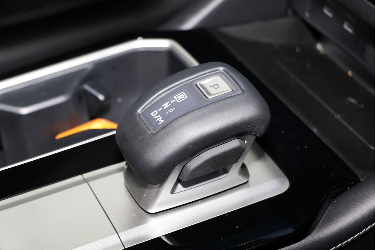 2025 Mitsubishi Outlander LS ZM