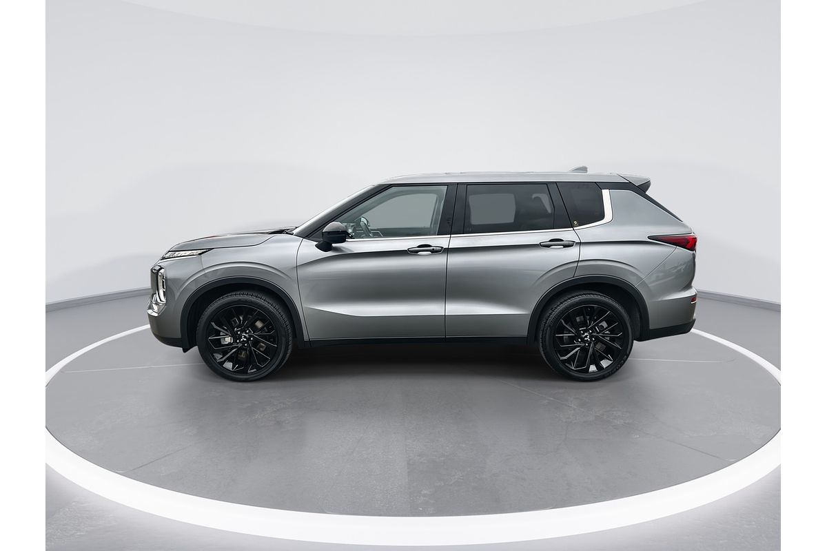 2023 Mitsubishi Outlander LS ZM