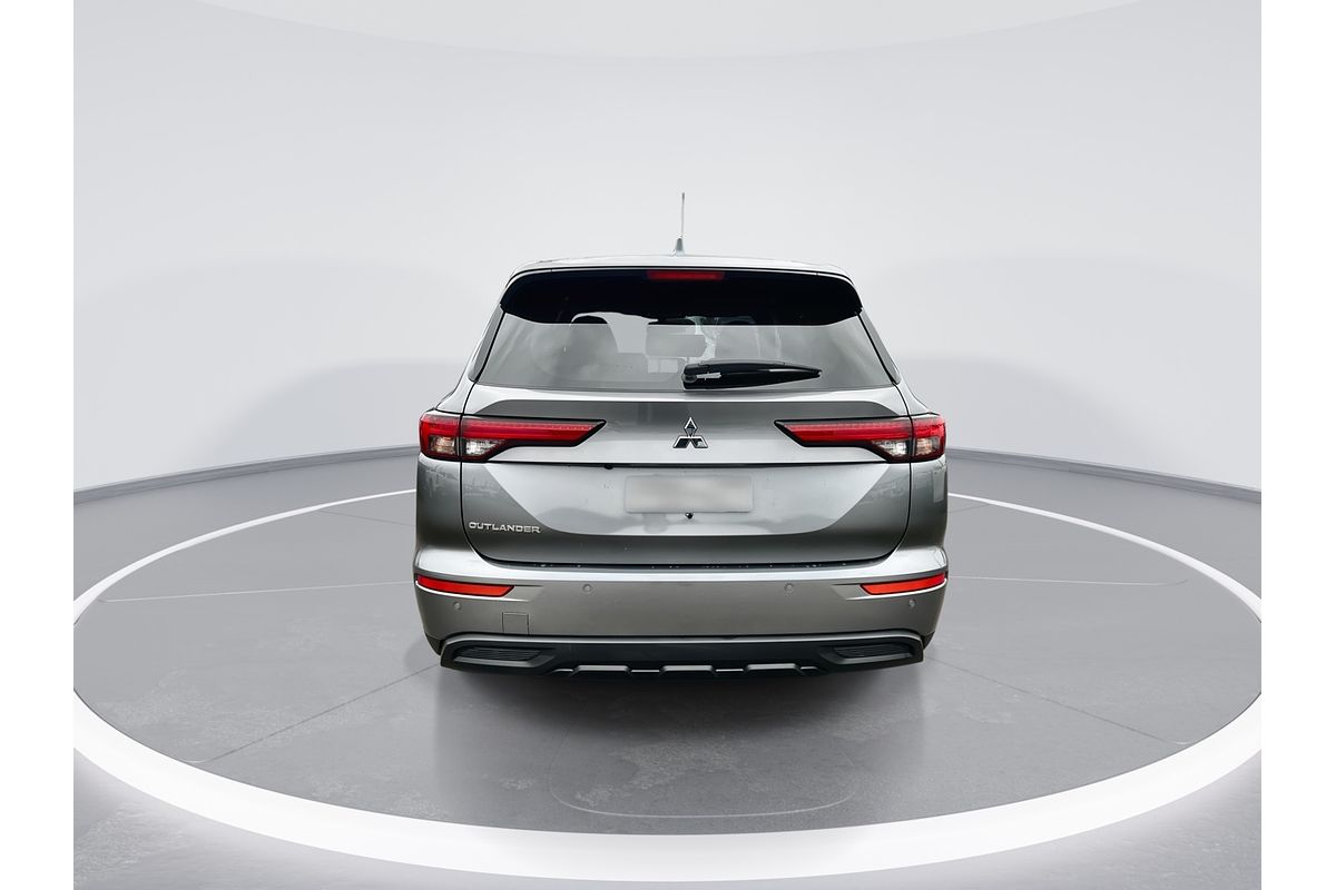 2023 Mitsubishi Outlander LS ZM