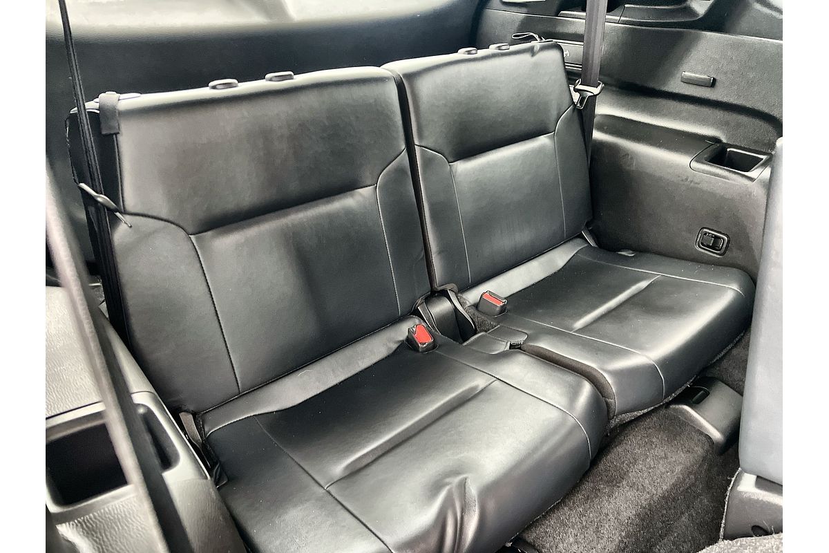 2023 Mitsubishi Outlander LS ZM