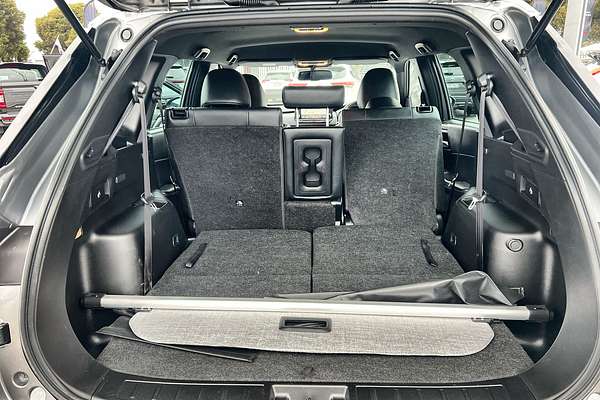 2023 Mitsubishi Outlander LS ZM
