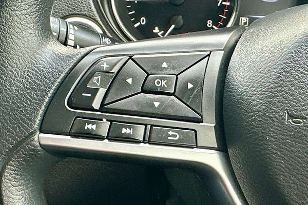2017 Nissan X-TRAIL ST T32