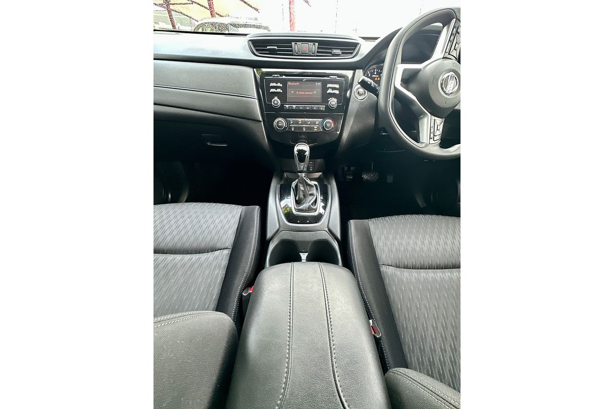 2017 Nissan X-TRAIL ST T32