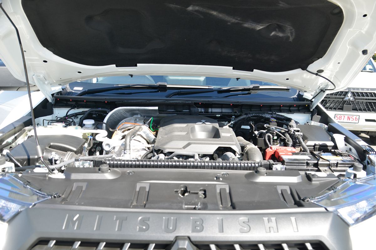 2024 Mitsubishi Triton GLX+ MV 4X4