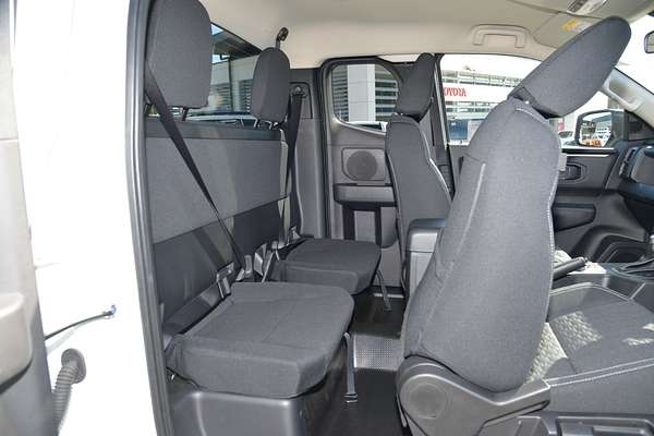 2024 Mitsubishi Triton GLX+ MV 4X4