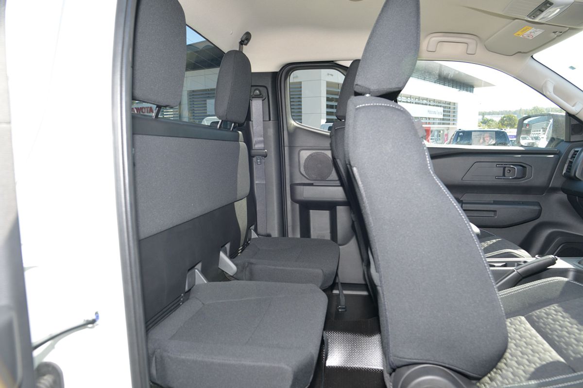 2024 Mitsubishi Triton GLX+ MV 4X4