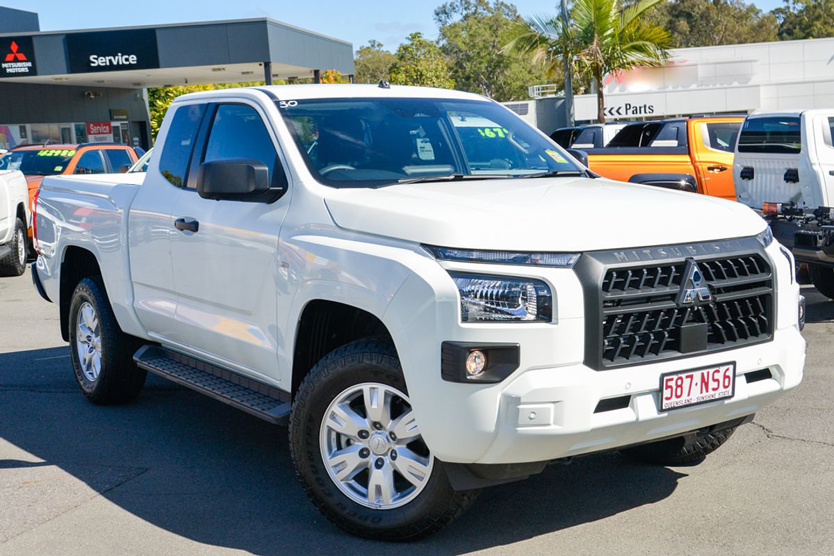 2024 Mitsubishi Triton GLX+ MV 4X4