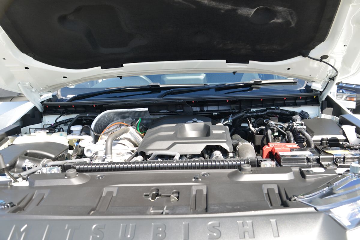 2024 Mitsubishi Triton GLX+ MV 4X4