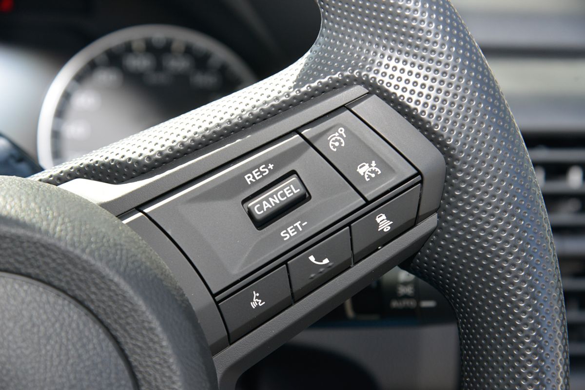 2024 Mitsubishi Triton GLX+ MV 4X4