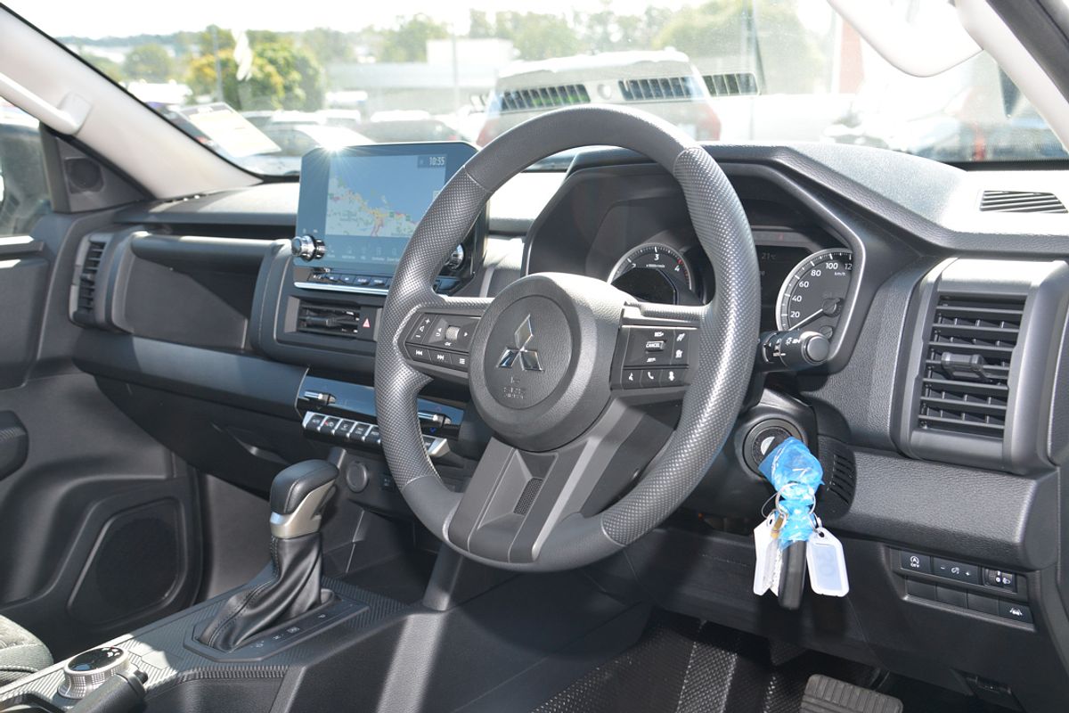 2024 Mitsubishi Triton GLX+ MV 4X4