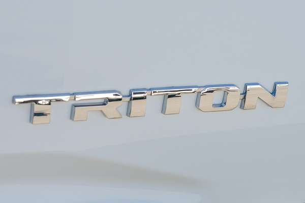 2024 Mitsubishi Triton GLX+ MV 4X4