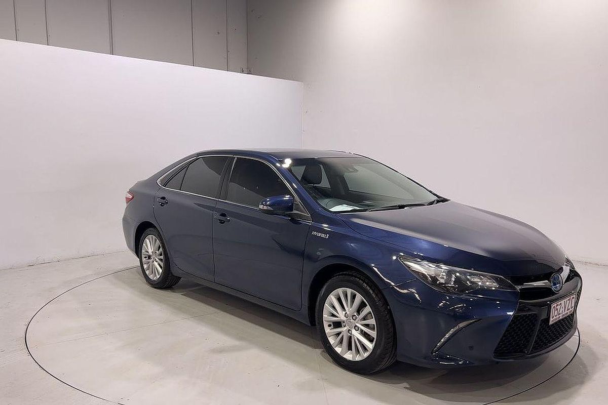 2015 Toyota Camry Atara SL AVV50R