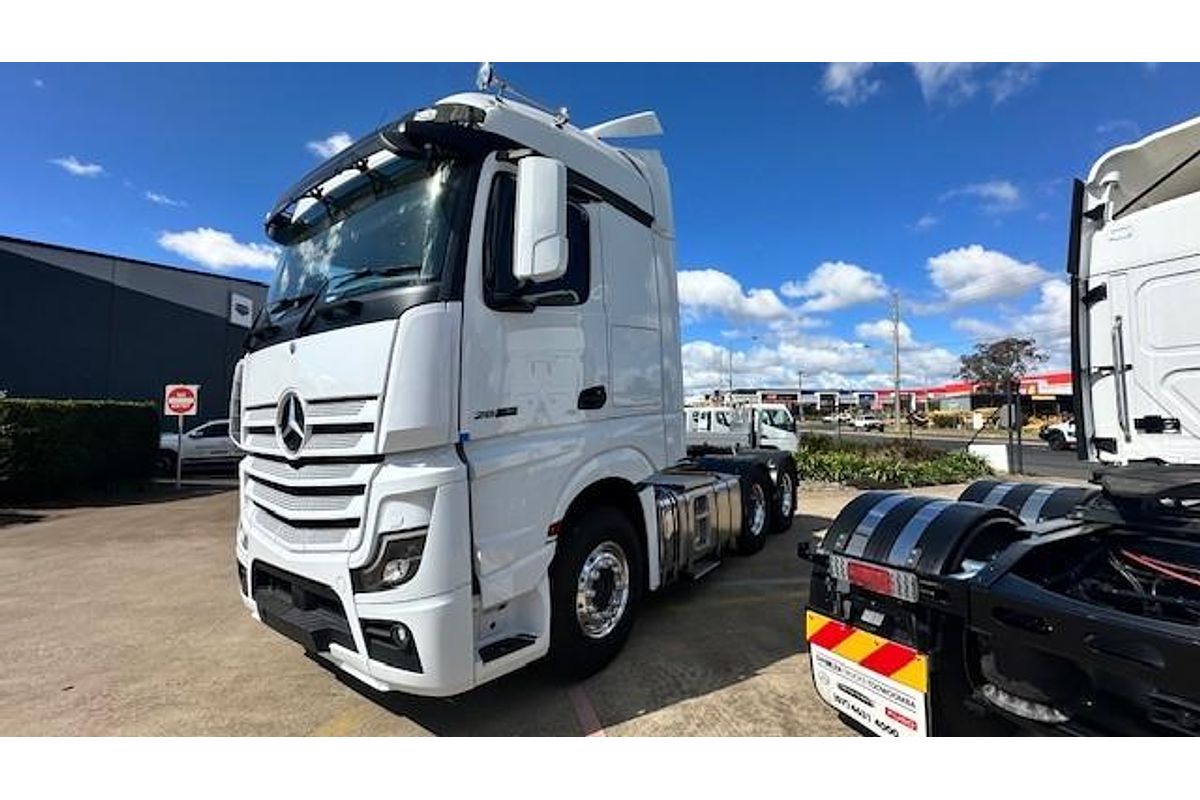 2024 Mercedes-Benz Actros 2663