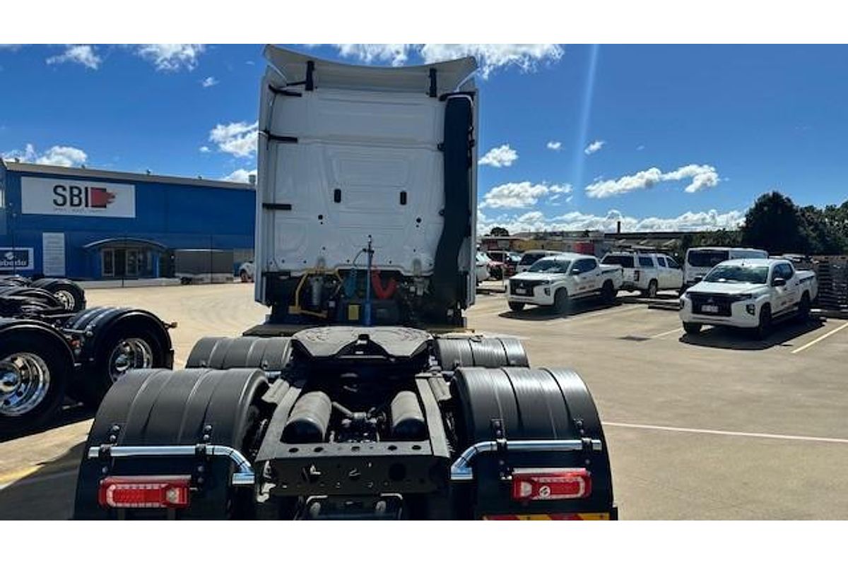 2024 Mercedes-Benz Actros 2663