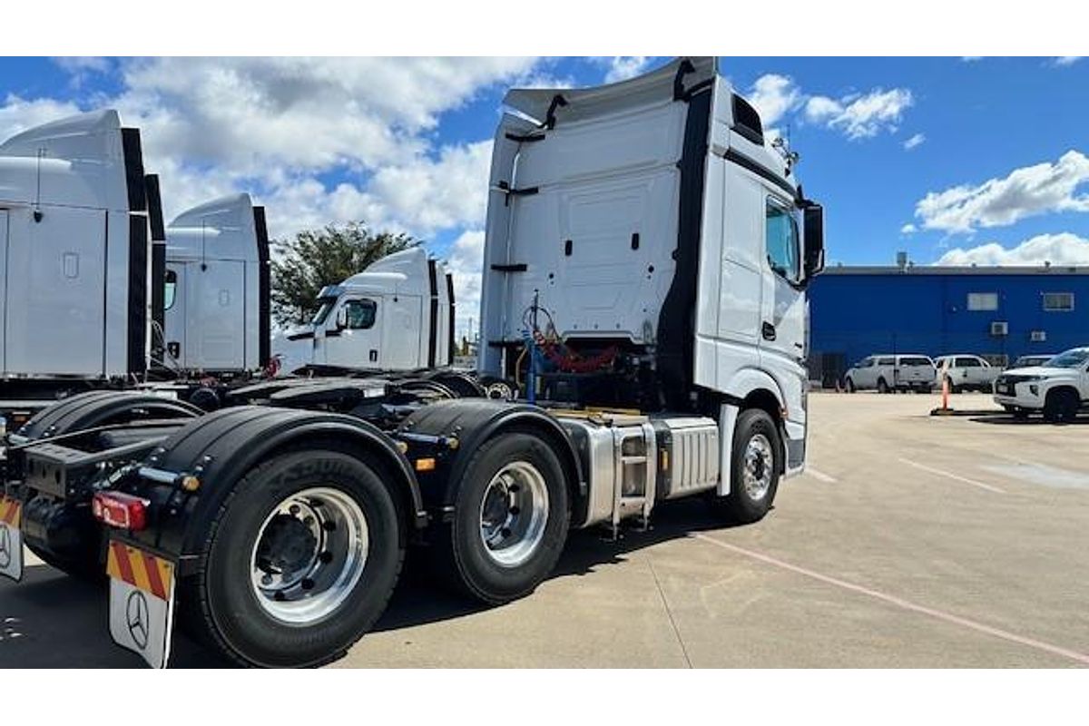 2024 Mercedes-Benz Actros 2663