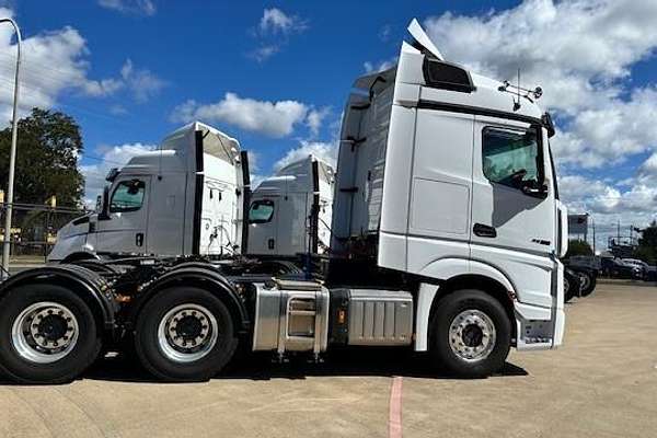 2024 Mercedes-Benz Actros 2663