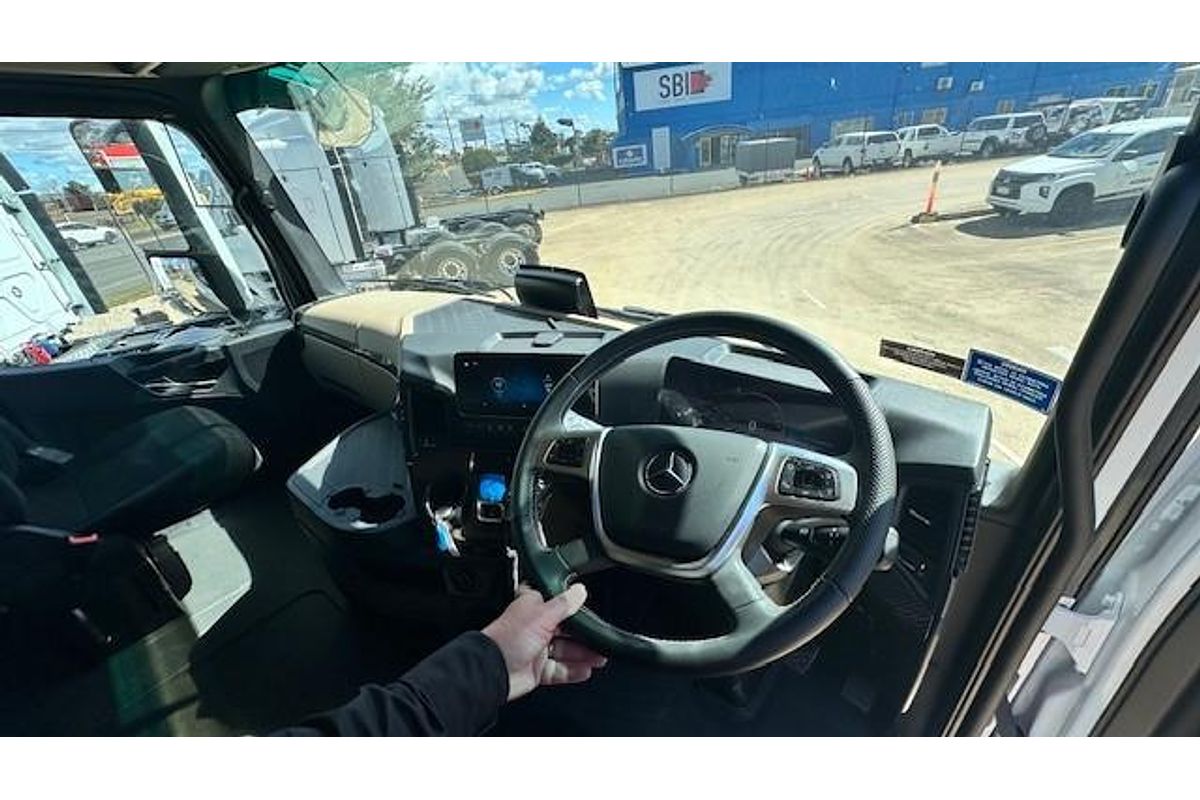 2024 Mercedes-Benz Actros 2663