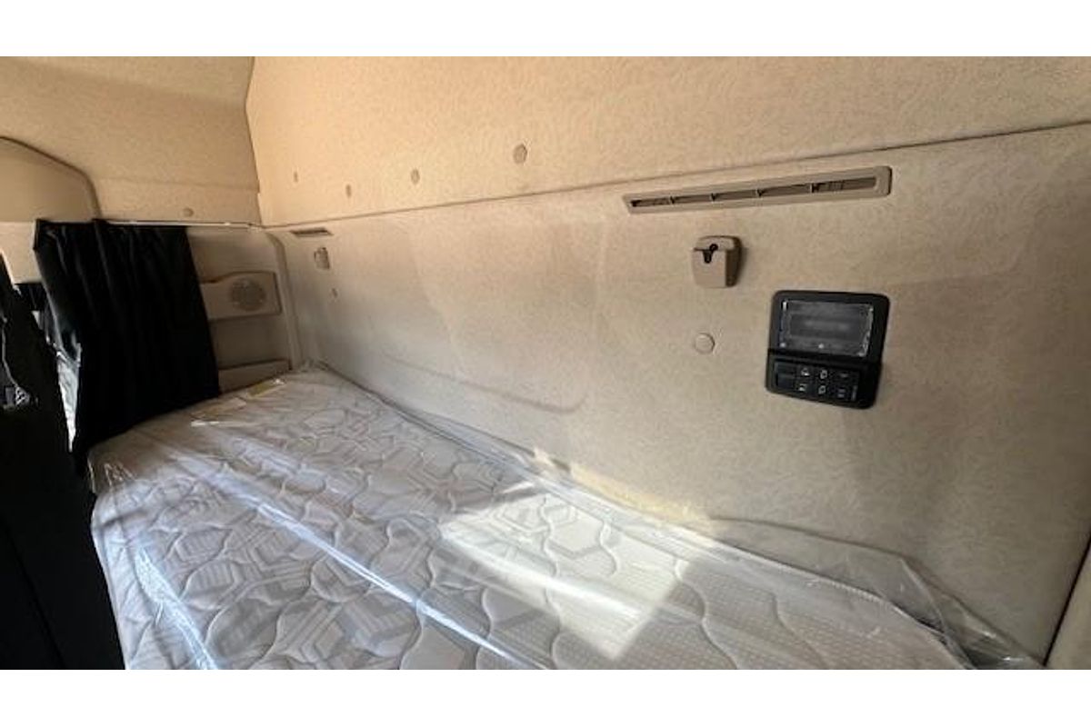 2024 Mercedes-Benz Actros 2663