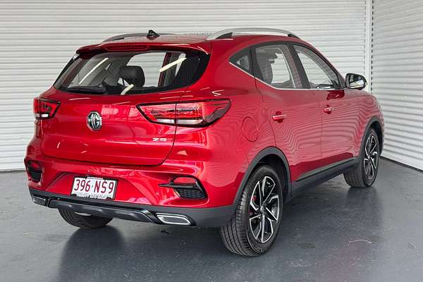 2023 MG ZST Essence