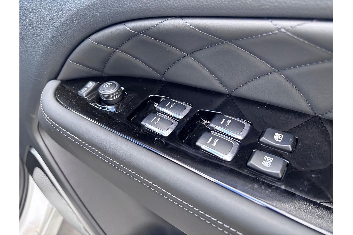 2023 SsangYong Rexton Ultimate Y461