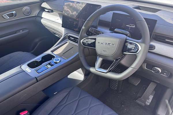 2025 Chery Tiggo 8 Super Hybrid Ultimate T31