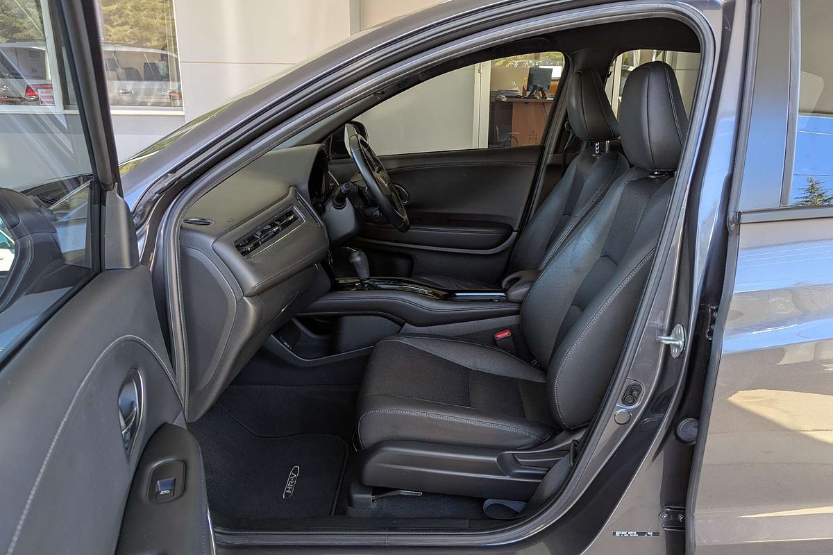 2018 Honda HR-V RS