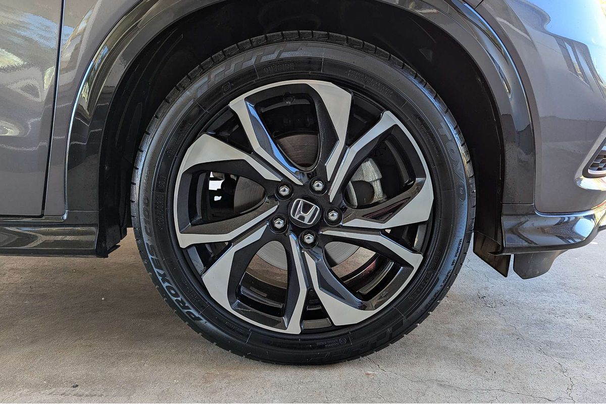 2018 Honda HR-V RS